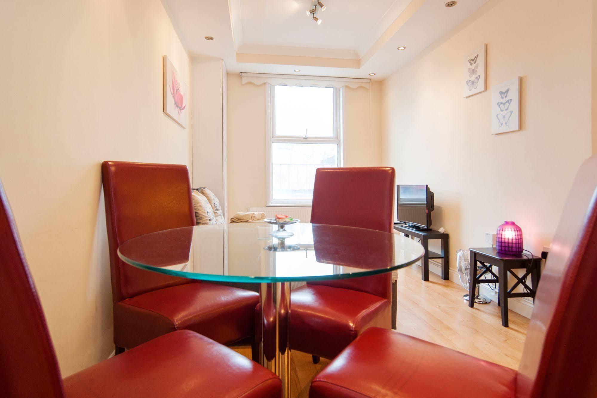 Kings Cross Apartment Лондон Екстер'єр фото